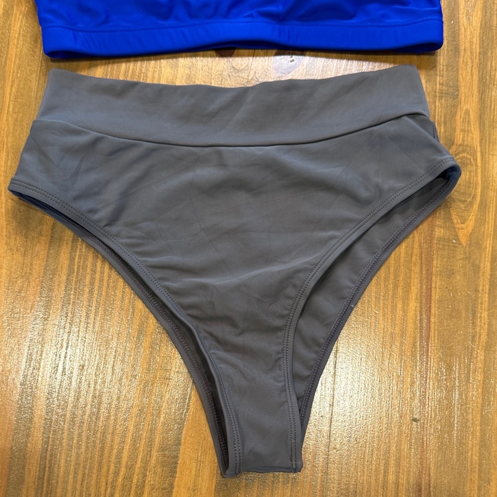 classic gray & royal blue sleek women’s 2 piece scoop neck bikini set - NWOT - Picture 4 of 7